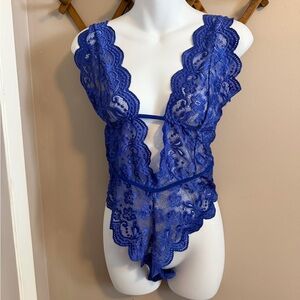 Royal Blue Floral Lace Teddy Bodysuit Strappy Back XL
Lace naked dressing sexy